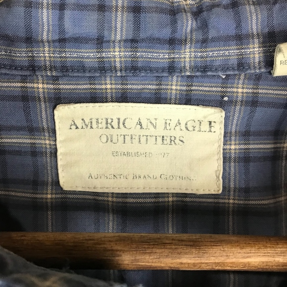 American Eagle Plaid Button Down Long Sleeve Shirt - Picture 3 of 7